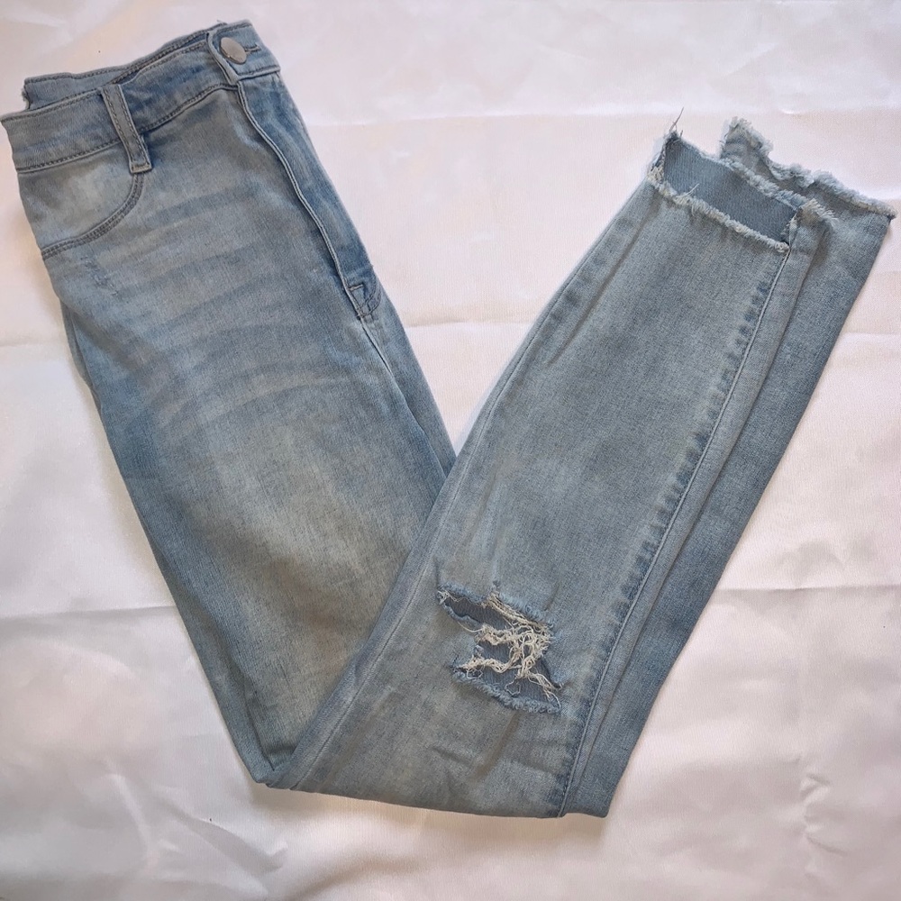 Light wash ripped jeans